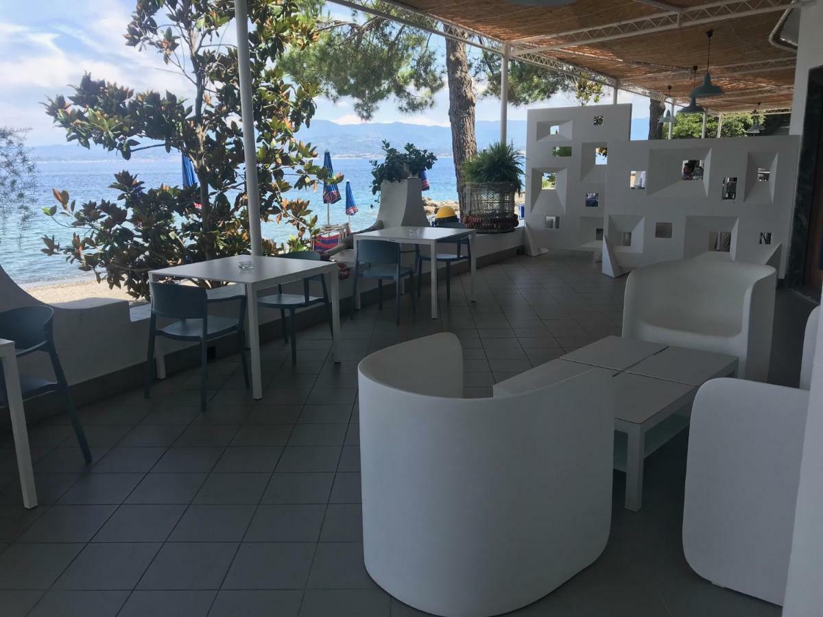 Hotel Riviera Lido Милаццо Экстерьер фото